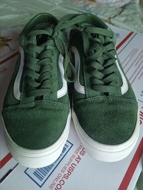 Vans Green Suede Low-Top Sneakers with White Stripe